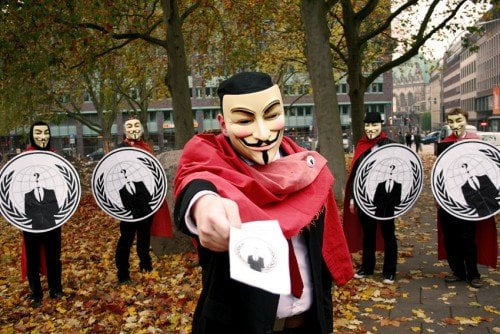 Anonymous sigue en la lucha