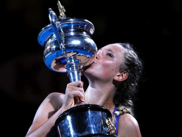 Victoria Azarenka campeona en Australia y se convirtió en la 1 de la WTA