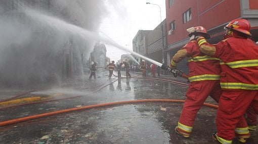 Otro incendio en Lima