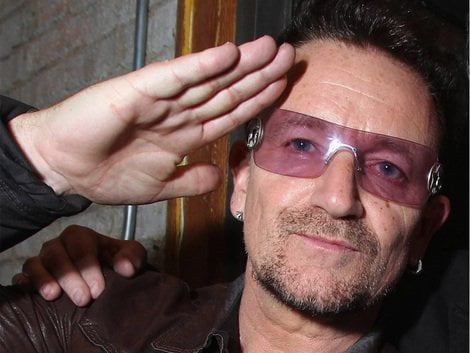 Bono en Lima, aunque para hacer turismo