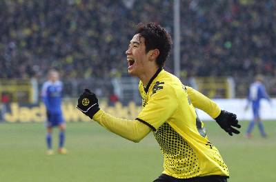 Gracias al gol de Kagawa el Dortmund sigue liderando en la Bundesliga