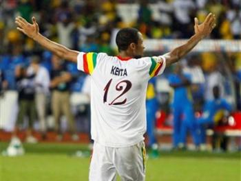 Keita celebra el penal decisivo. Mali ya esta en semifinales de la Copa Africana