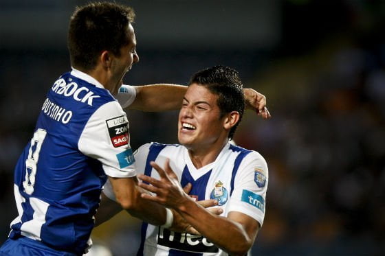 Porto es líder de la liga portuguesa de fútbol junto al Benfica