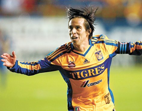 Tigres lidera el campeonato mexicano de fútbol junto al Santos