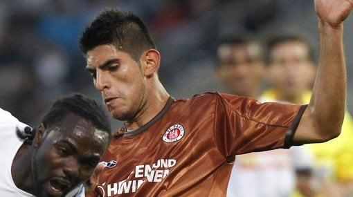 El St. Pauli donde milita el defensa peruano Carlos Zambrano es líder de la Bundesliga 2