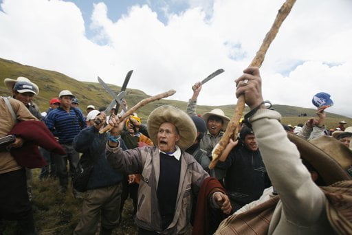 Radicales retienen a trabajadores de Conga (Foto: Internet)