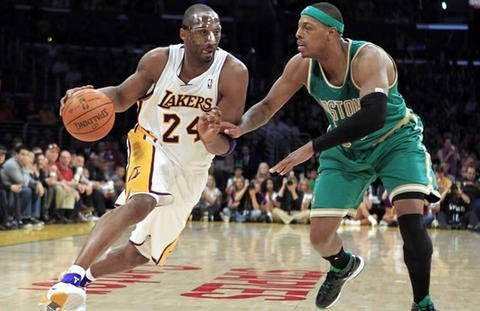 Kobe Bryant fue figura en la victoria de los Lakers sobre los Celtics