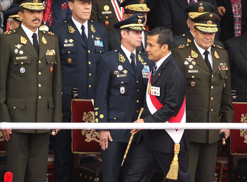Ollanta Humala tomó drásticas decisiones con alto mando