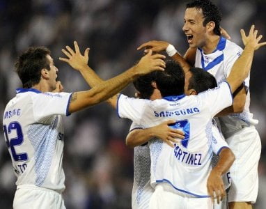 Vélez Sarsfield se convirtió en el primer clasificado a cuartos de final de la Copa Libertadores