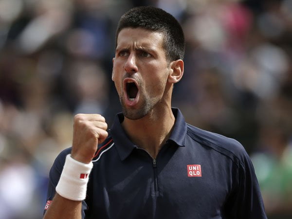 Djokovic derrotó a Federer y jugará su primera final de París