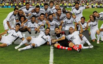 Real Madrid obtuvo se novena Supercopa de España al derrotar 2-1 al FC Barcelona