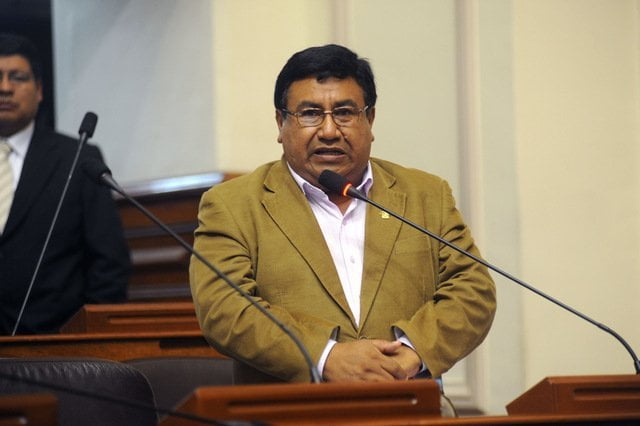 Congresista Alejandro Yovera