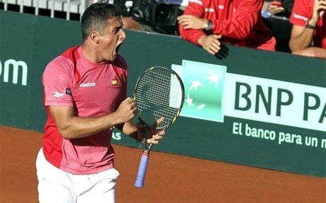 Almagro consiguió un punto clave tras derrotar a Isner. España aventaja por 2-0 a Estados Unidos