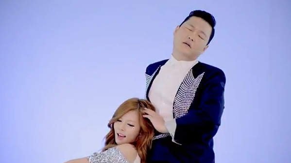 Hyuna y Psy en Youtube