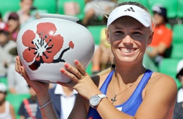 Más que un título. Wozniacki logró su primer torneo del año en Seúl, en una temporada casi para el olvido