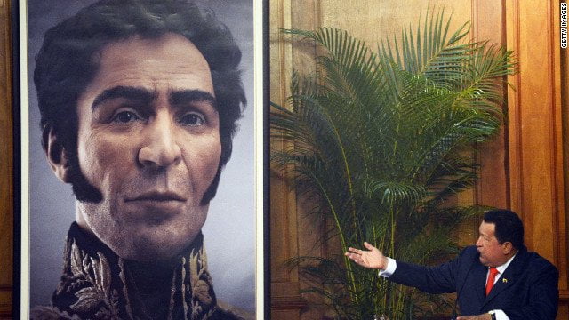 Hugo Chávez y reproducción de Bolívar