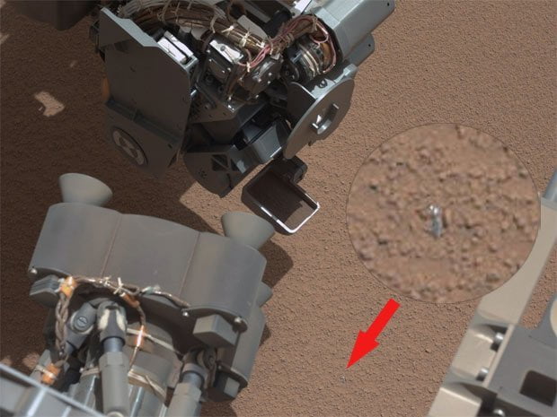 Extraño objeto captado por el Curiosity