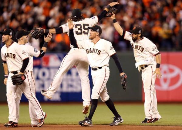 Los Gigantes de San Francisco a un partido de obtener el título de la Serie Mundial de las Grandes Ligas.