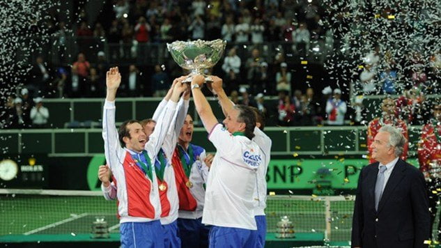 La selección de República Checa celebra la obtención de la Copa Davis