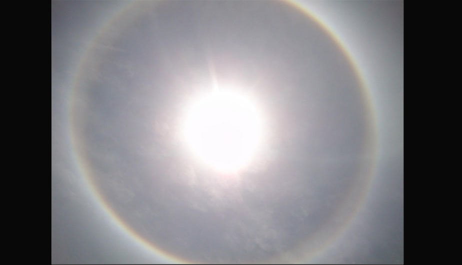 Halo solar sorprendió a los arequipeños. (Foto: @dhaymi)