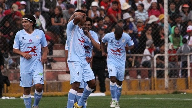 Real Garcilaso a un punto de sellar su clasificación a la final por el título peruano.