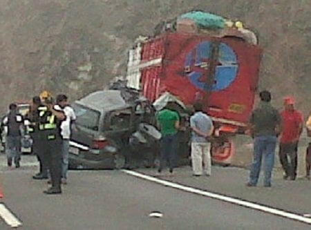 Accidente en la Panamericana Sur (Twitter / @danivassallo)