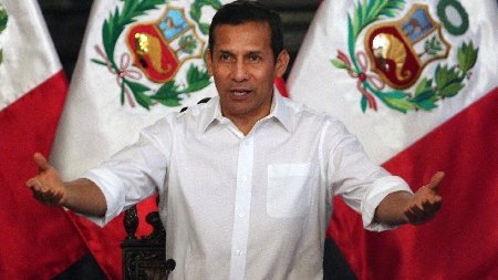 Ollanta Humala manos abiertas para la publicidad