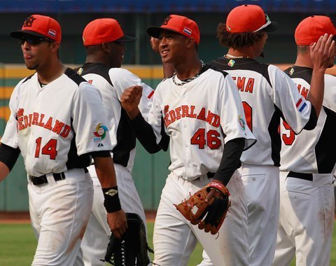 Holanda logró su clasificación a la siguiente ronda del torneo de selecciones más importante de béisbol.