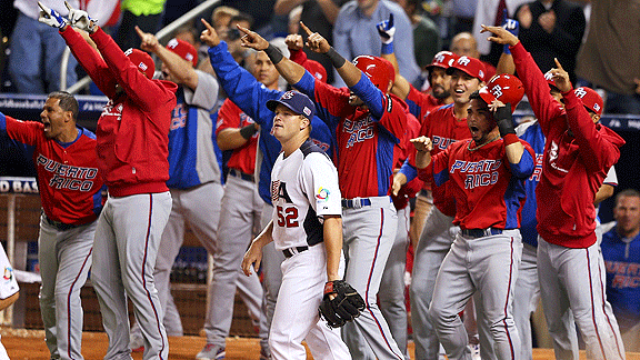 Puerto Rico celebra su clasificación a las semifinales del Clásico Mundial de Béisbol. Estados Unidos eliminado.