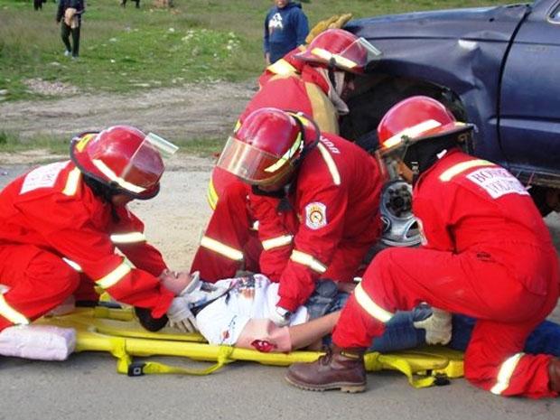 Bomberos buscan camillas robadas y pide ayuda a vecinos