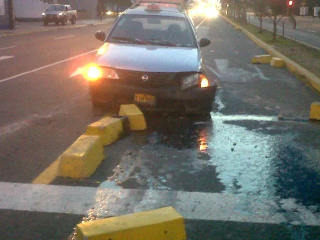 Chofer intentó voltear a la izquierda en la avenida Javier Prado y provoca accidente (Foto: RPP)
