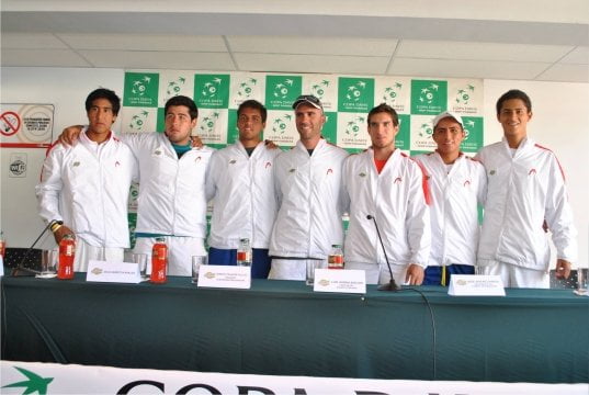 La selección peruana de tenis  buscará derrotar a Venezuela para llegar a la final por el ascenso al Grupo 1 de la Copa Davis.