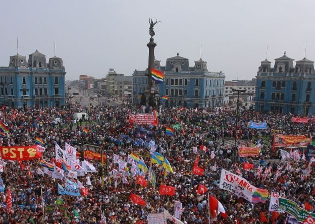 Ejecutivo promulga Ley del Servicio Civil pese a protestas de trabajadores