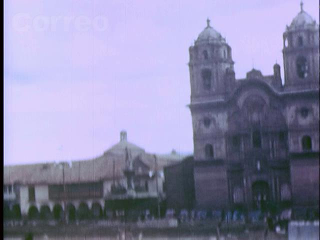 Video inédito de 1945: Las plazas de armas de Cusco, Ayacucho y Arequipa