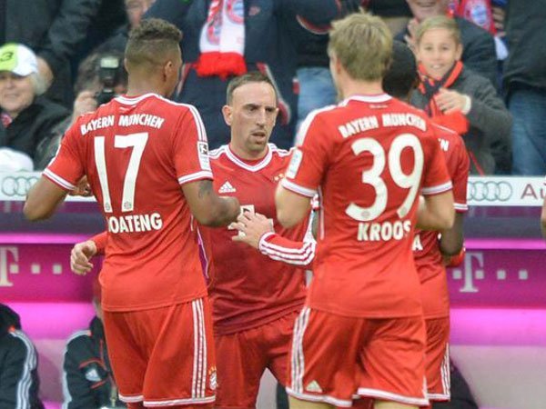 Bayern Munich sumó su décimo triunfo y lidera la Bundesliga.