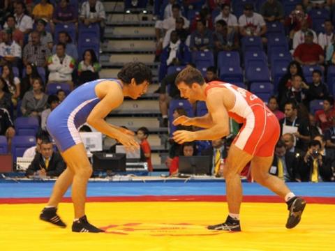 La lucha libre obtuvo le dio al Perú otra medalla de oro más en los Bolivarianos, a través de Abel Herrera.