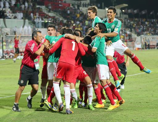 México clasificó a semifinales en dramática definición por penales.