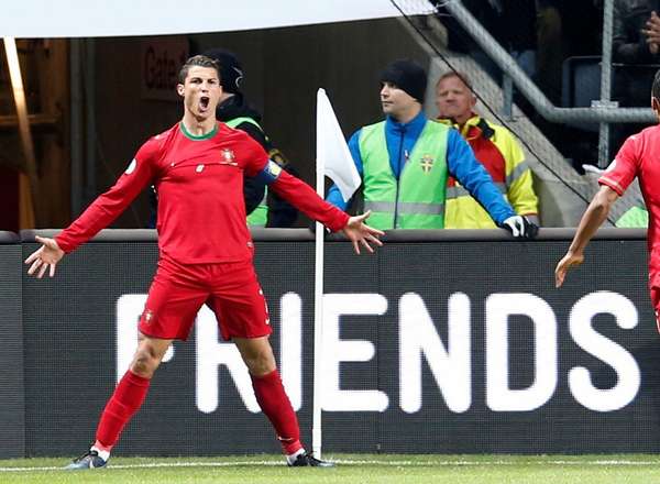 [VIDEO] Tres goles de Ronaldo llevan a Portugal a Brasil 2014