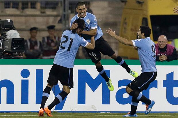 Uruguay prácticamente obtuvo su clasificación a Brasil 2014.