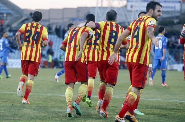 Barcelona celebró su decimoquinto triunfo y es líder por diferencia de goles en el campeonato doméstico.