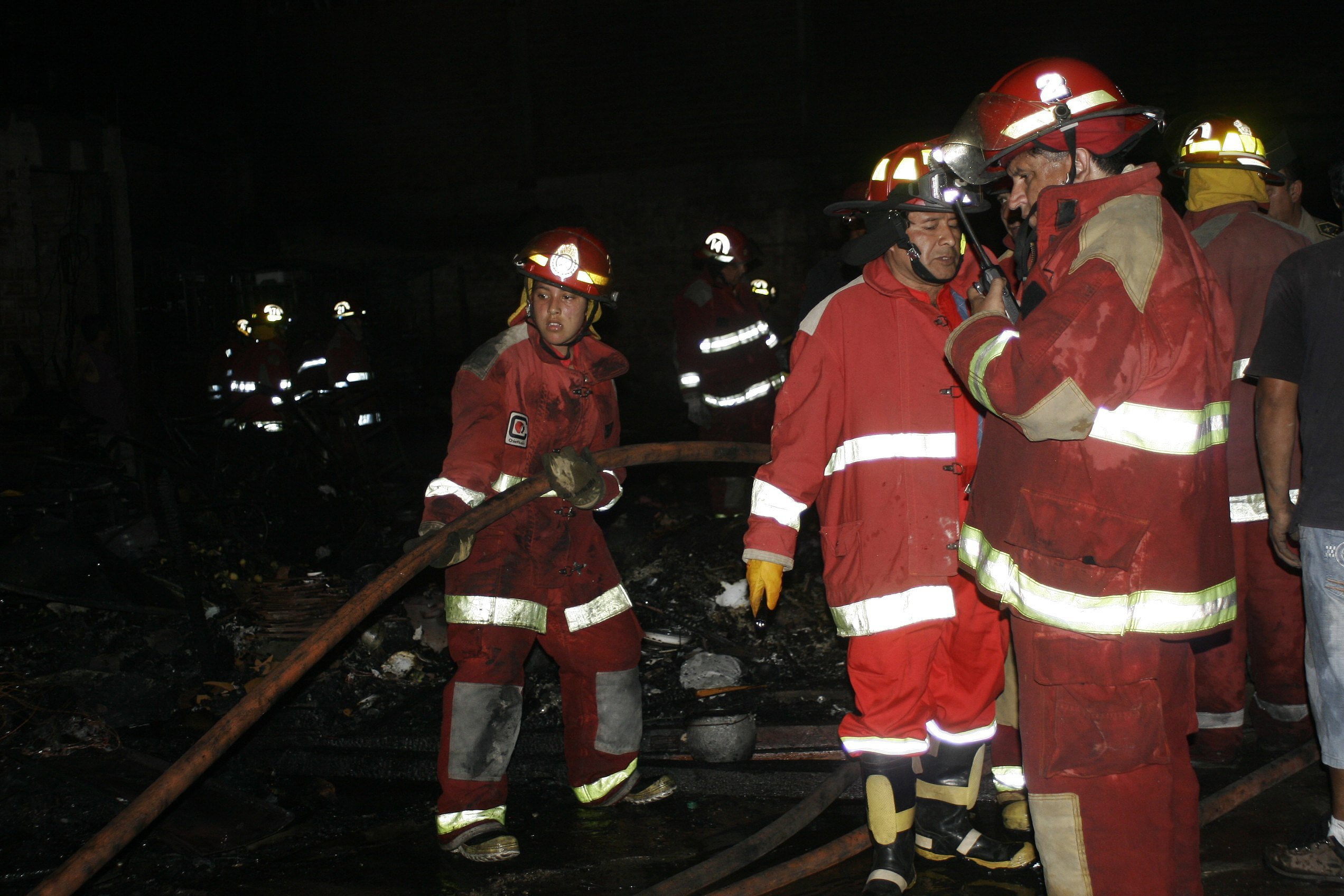 Año Nuevo 2014: Al menos 47 incendios y 17 accidentes se registraron hoy