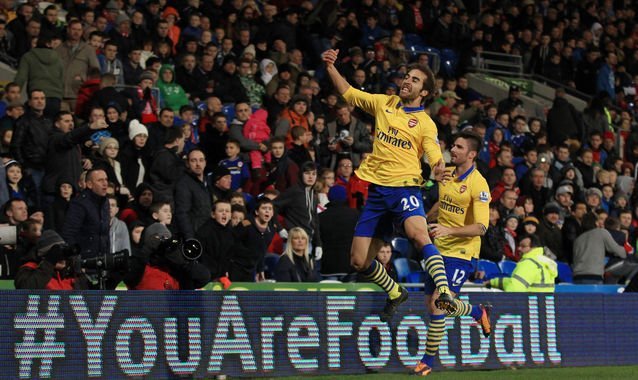 Arsenal reafirmó una fecha más su condición de líder en el fútbol inglés.