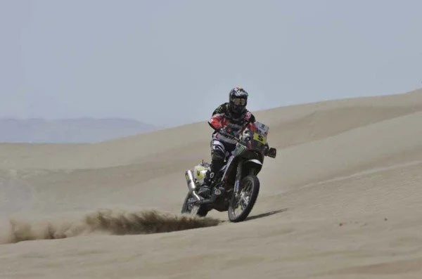 El español Juan Barreda Bort es el líder general del Rally Dakar 2014 en motos.