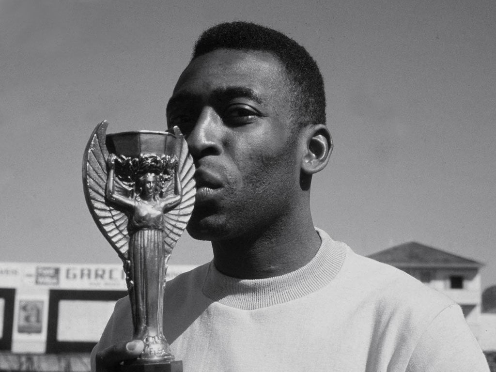 Pele revela secreto FIFA y adelanta que le darán un “Balón de Oro”