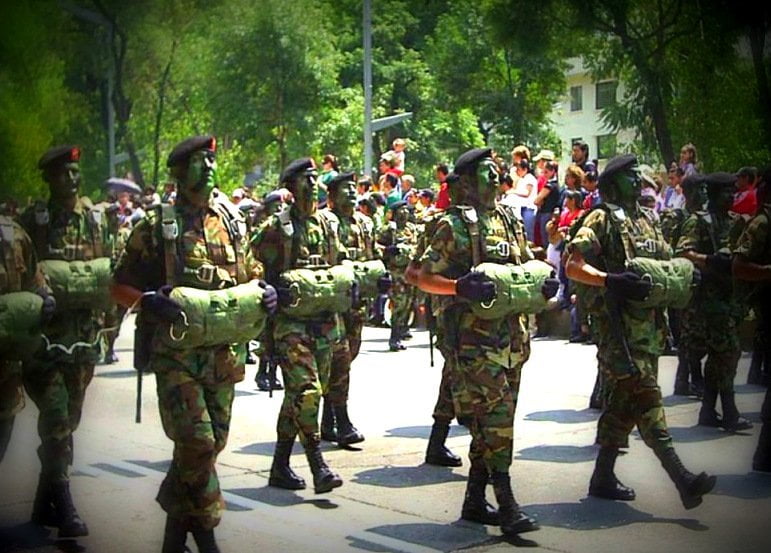 Foto referencial / Denuncian que temible comando castrista 'las Avispas Negras' llegó a Venezuela