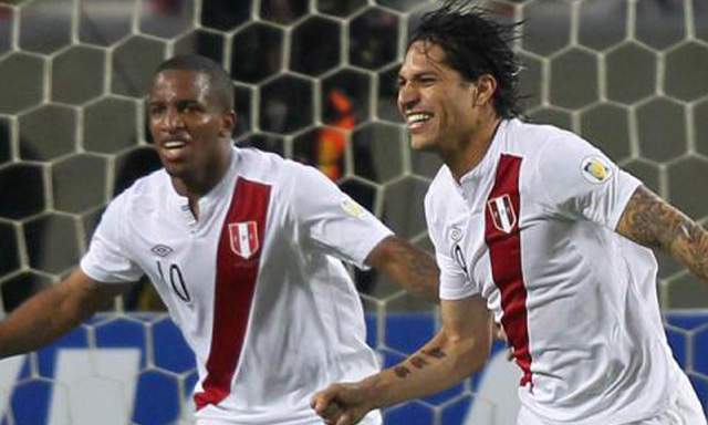 Farfán y Guerrero podrían formar parte de la selección peruana que enfrente a Inglaterra y Suiza, respectivamente.