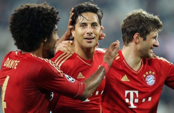 Bayern Munich – donde milita el peruano Claudio Pizarro – enfrentará al Manchester United por Champions.