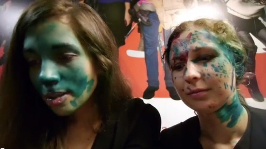 Pussy Riot atacadas con gas pimienta y pintura en Rusia