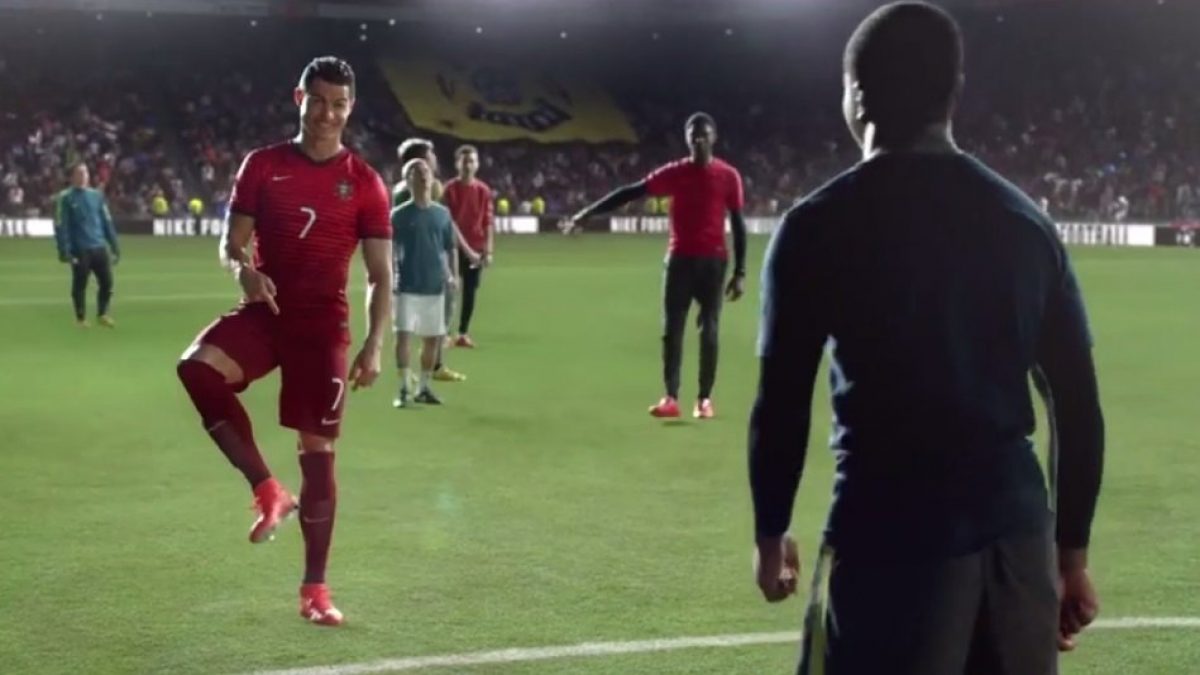 bolsillo Contratista lechuga VIDEO] Ronaldo, Neymar, Iniesta y otras estrellas en impresionante  comercial de Nike | En Línea