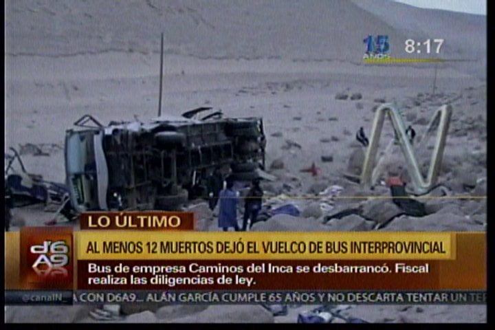 Mueren 12 personas tras volcarse un bus en Camaná - Arequipa